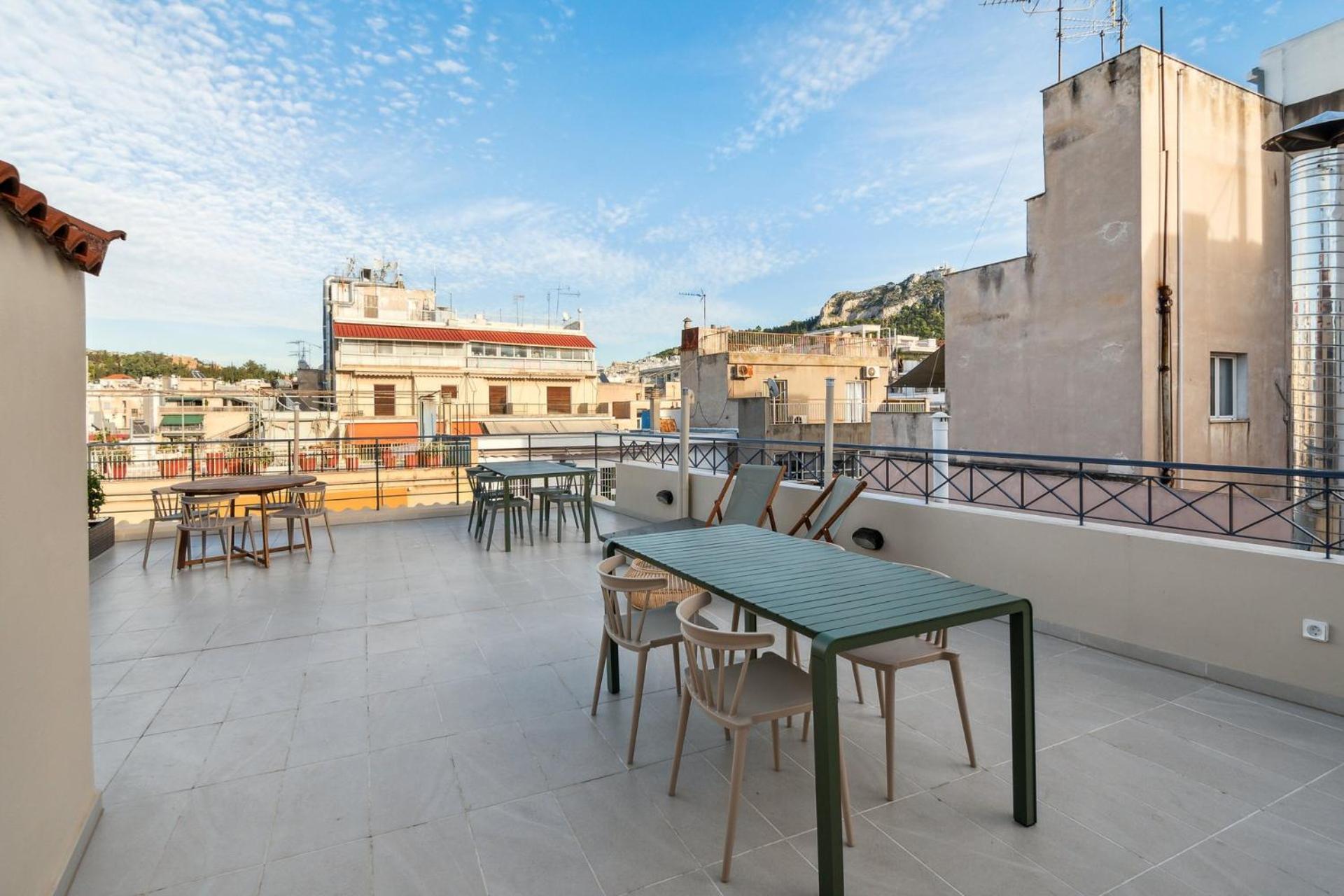 Limehome Athens Solonos City Center Buitenkant foto