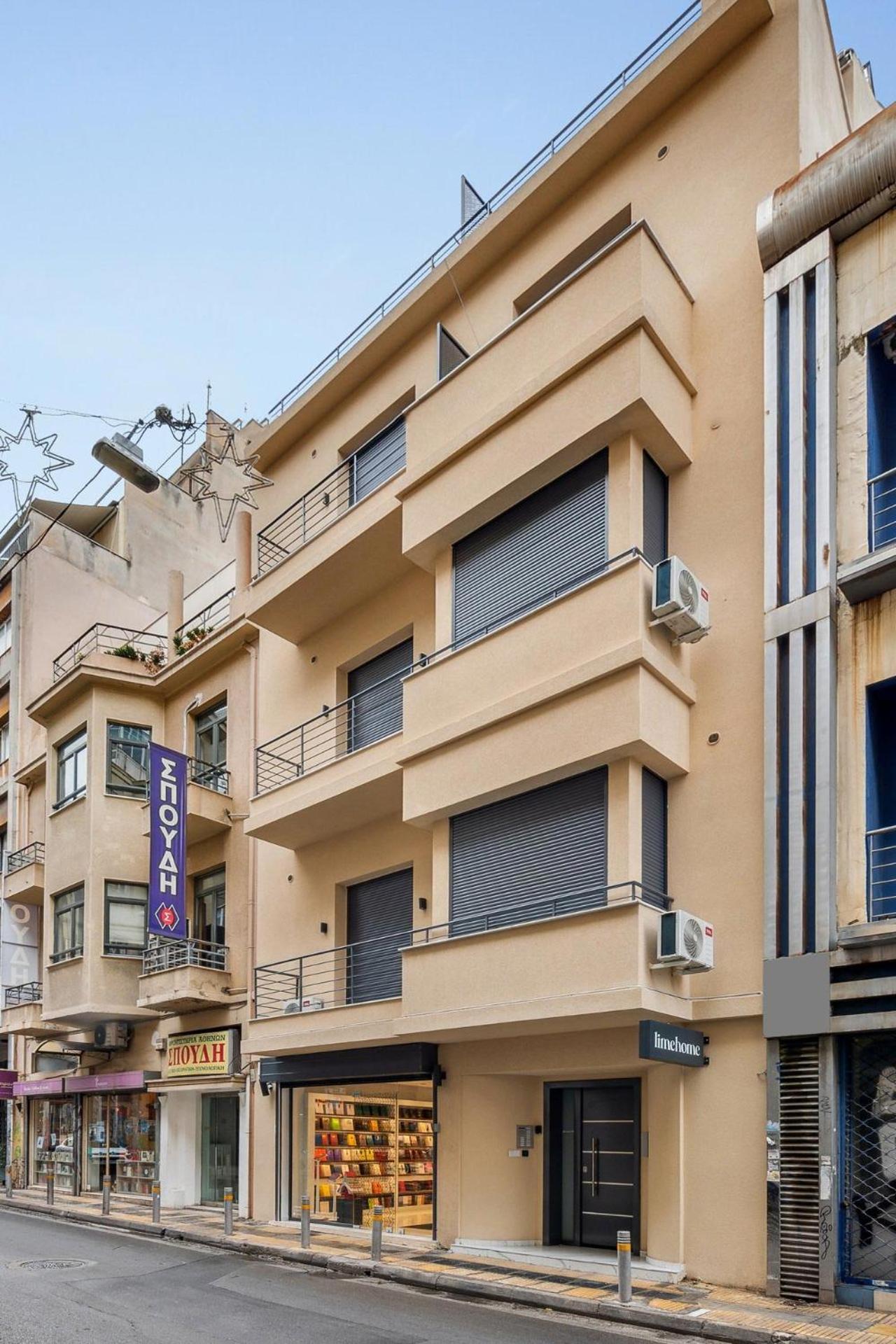 Limehome Athens Solonos City Center Buitenkant foto