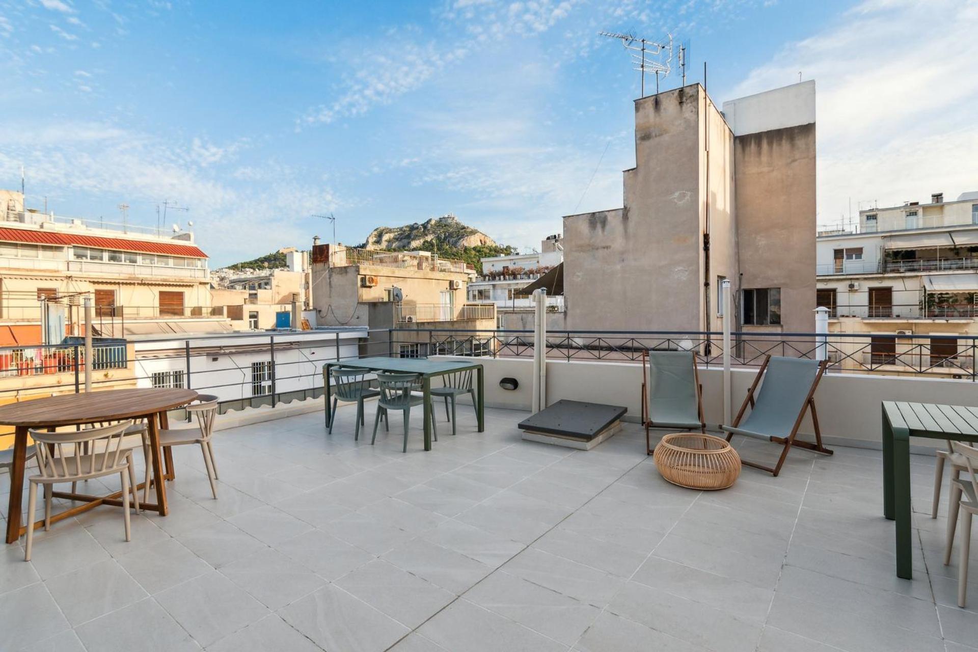 Limehome Athens Solonos City Center Buitenkant foto