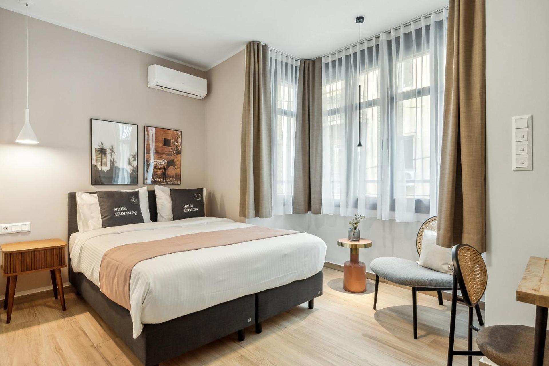 Limehome Athens Solonos City Center Buitenkant foto