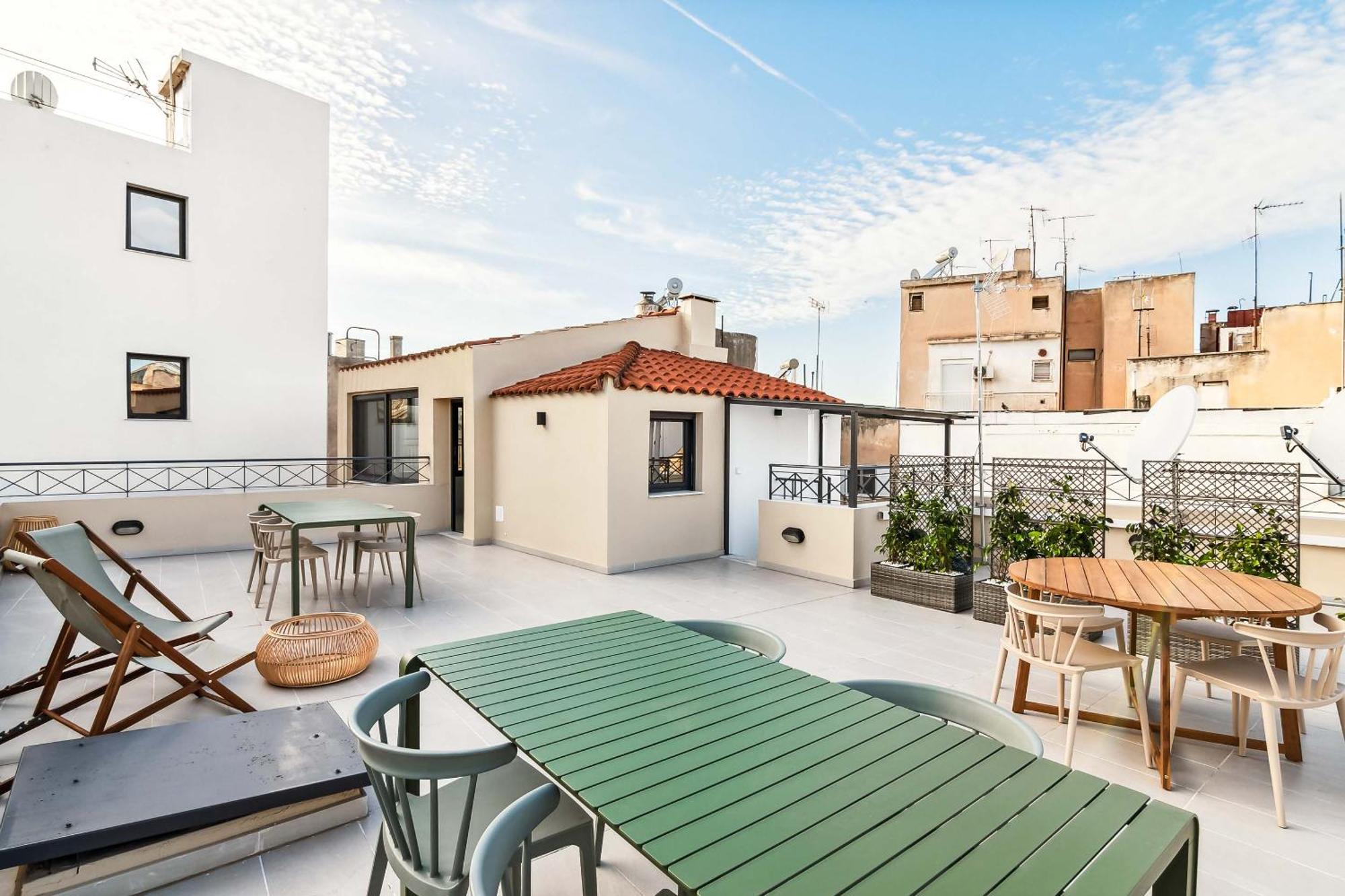 Limehome Athens Solonos City Center Buitenkant foto